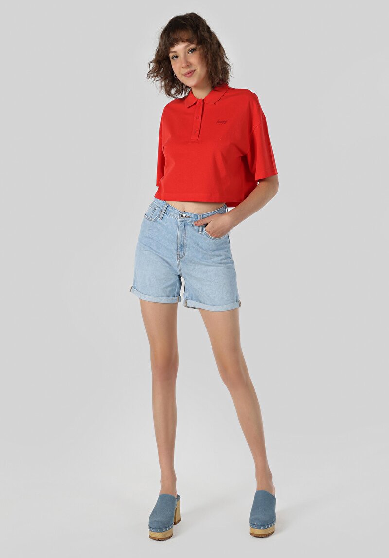 Изображение Женские черные джинсовые шорты с высокой посадкой mom fit