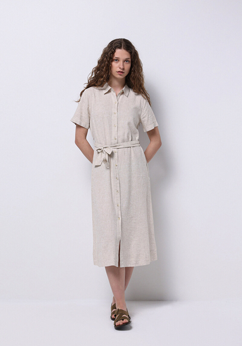 Показать информацию о Женское бежевое платье стандартного кроя