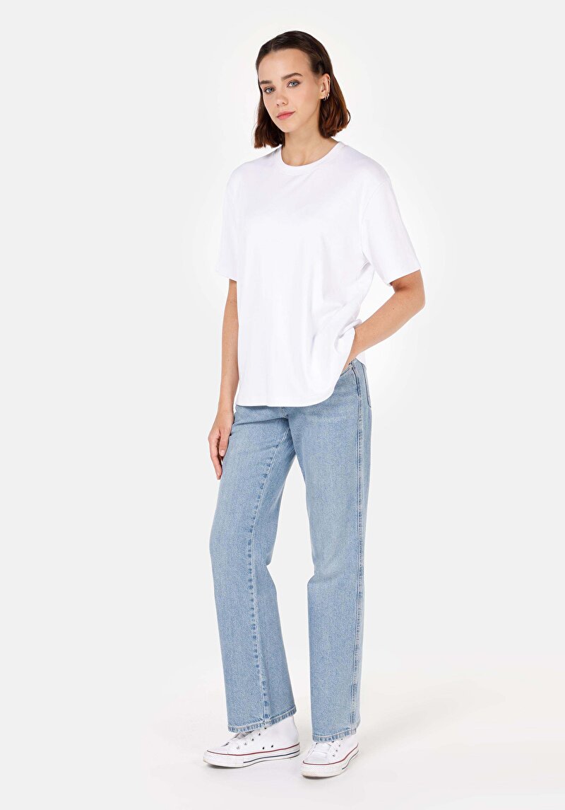 Показать информацию о Женские джинсы цвета индиго стандартного кроя