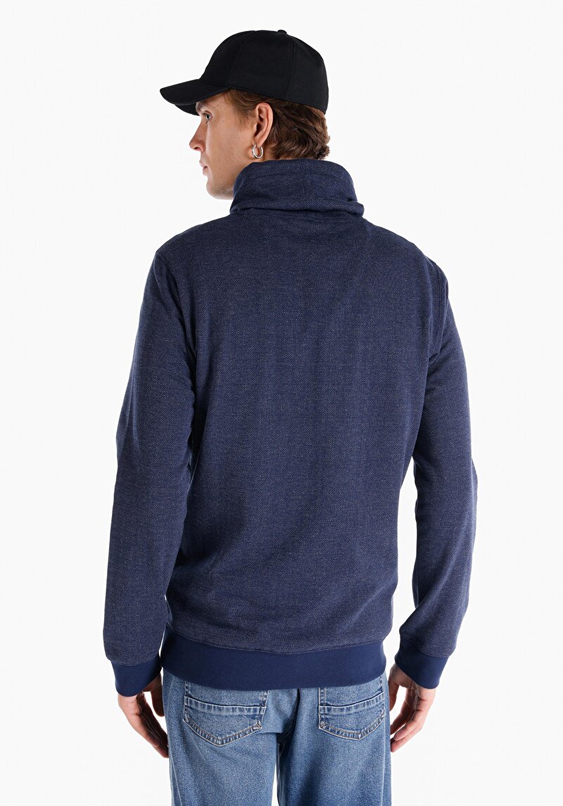 Показать информацию о Мужская футболка длинный рукав