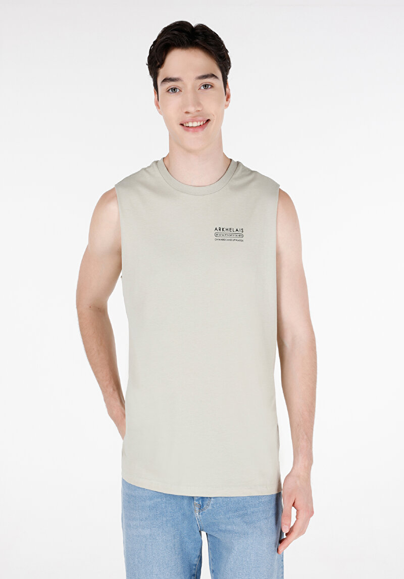 Изображение Мужская зелёная майка стандартного кроя