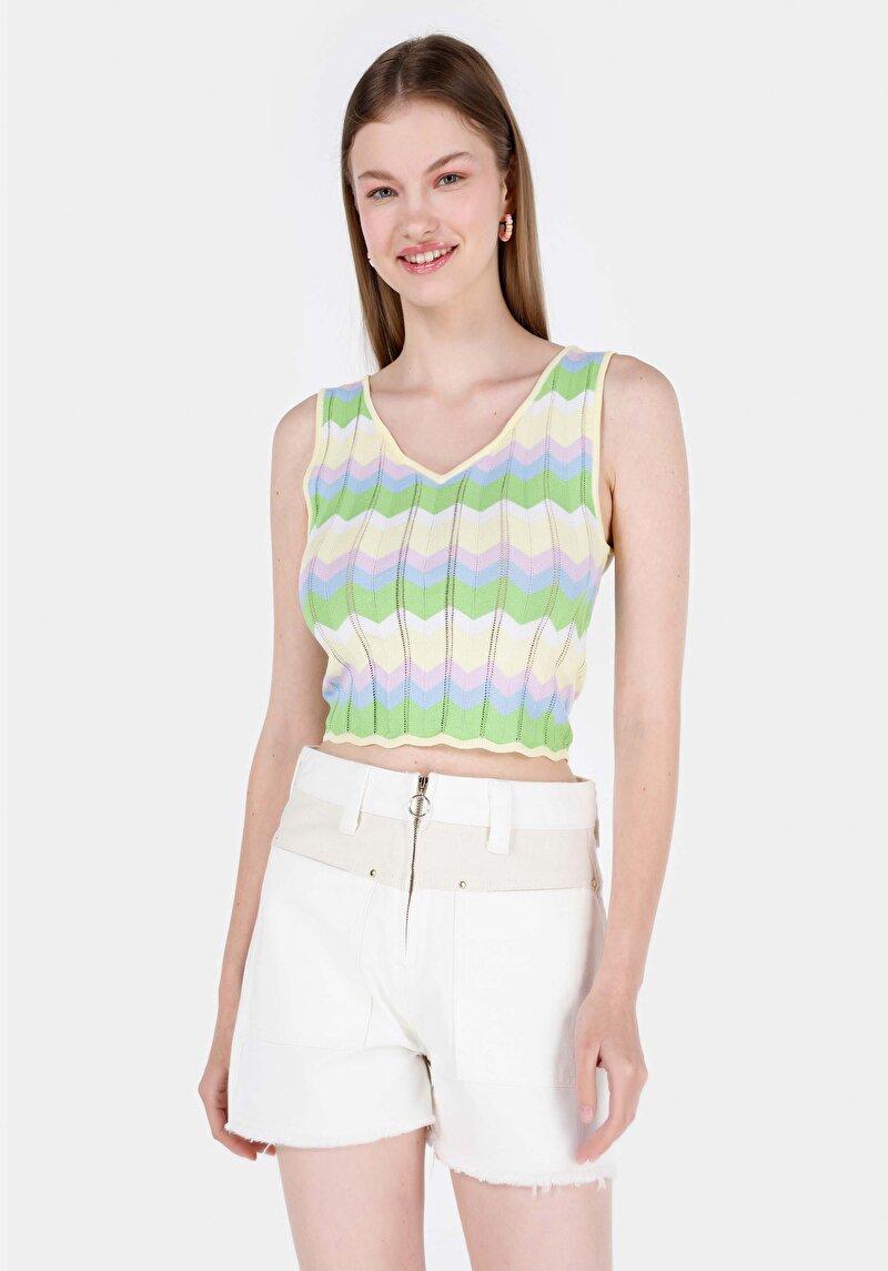 Изображение Женский свитер slim fit