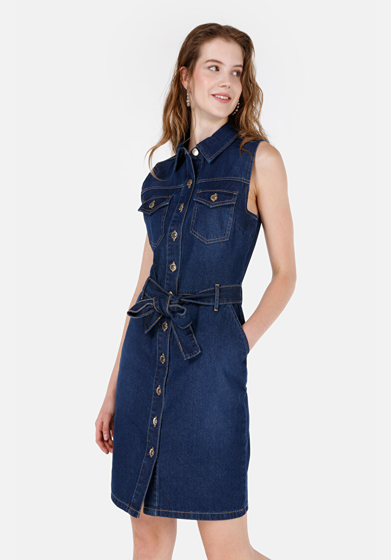 Изображение Женское синее облегающее платье без рукавов