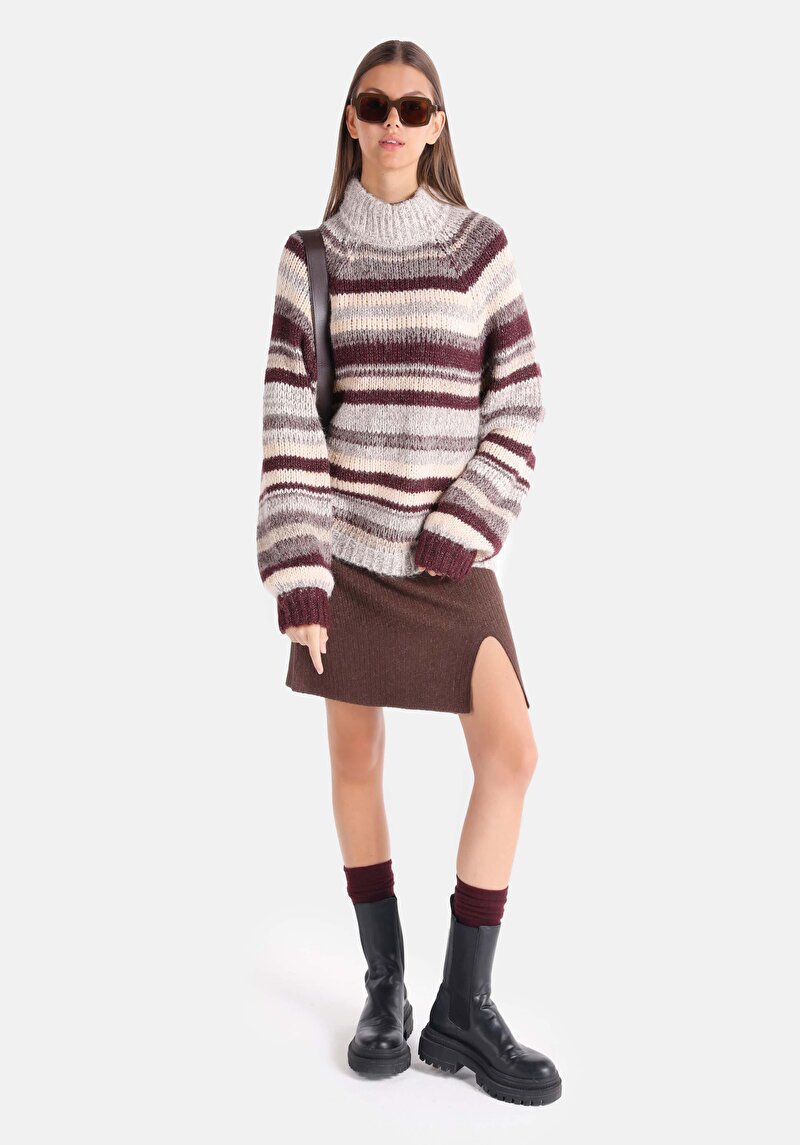 Показать информацию о Женский свитер