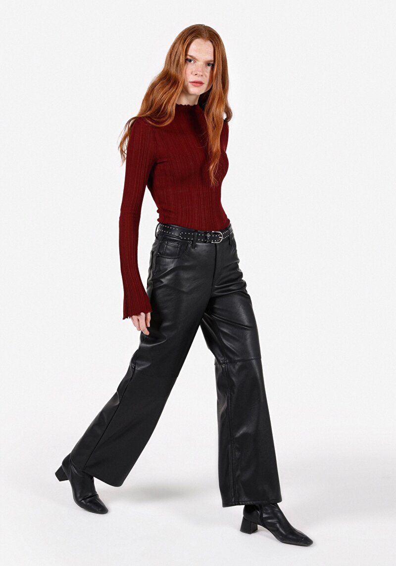 Изображение Женские чёрные брюки с широкими штанинами завышенная талия regular fit