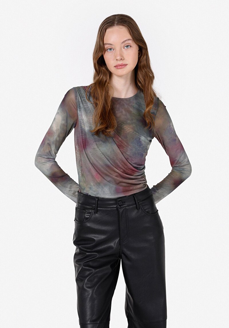 Изображение Женская блузка длинный рукав