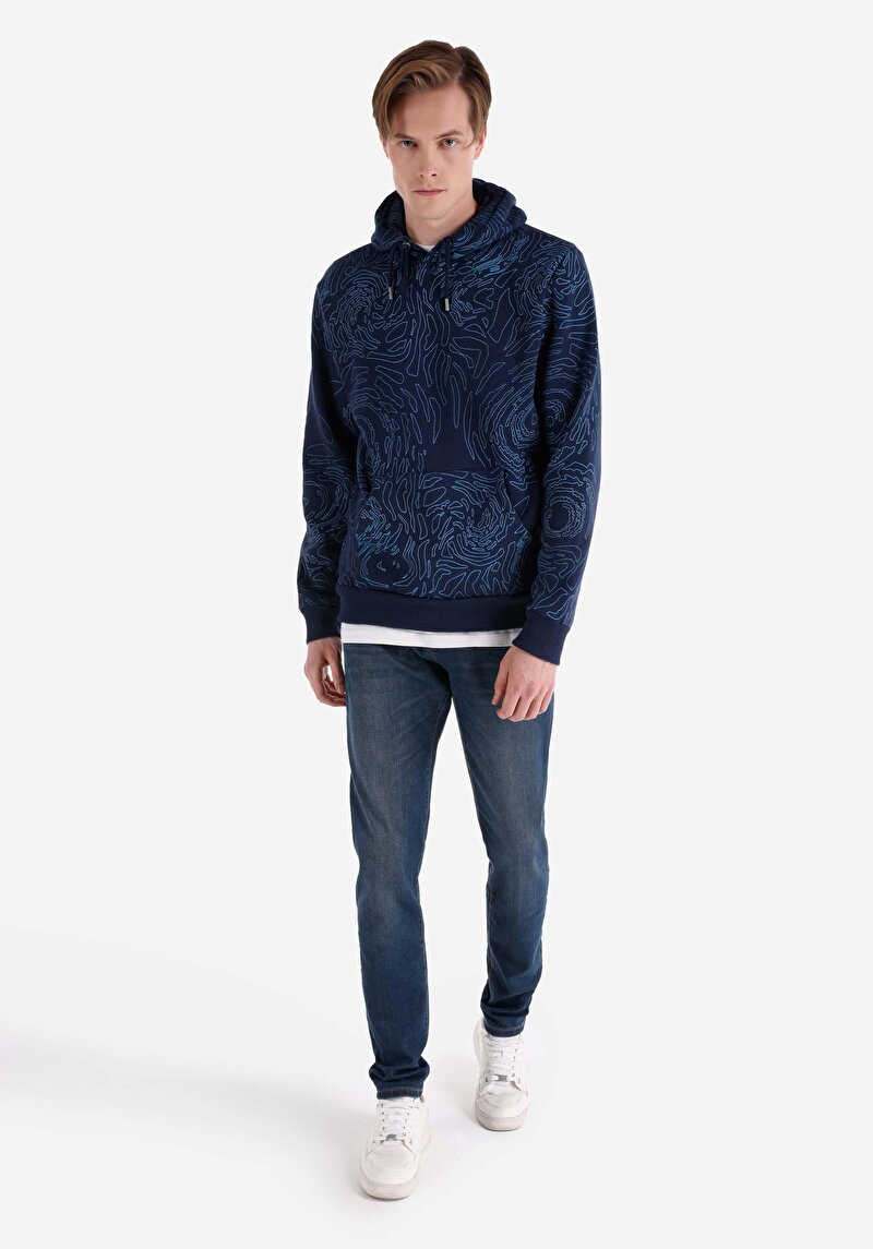 Изображение Мужские джинсы цвета индиго облегающего кроя с заниженной посадкой