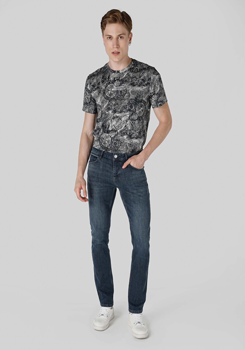 Изображение Мужские джинсы прямого кроя цвета тёмного индиго