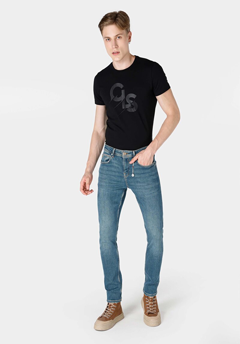 Изображение Мужские зелёные джинсы прямого кроя с заниженной талией