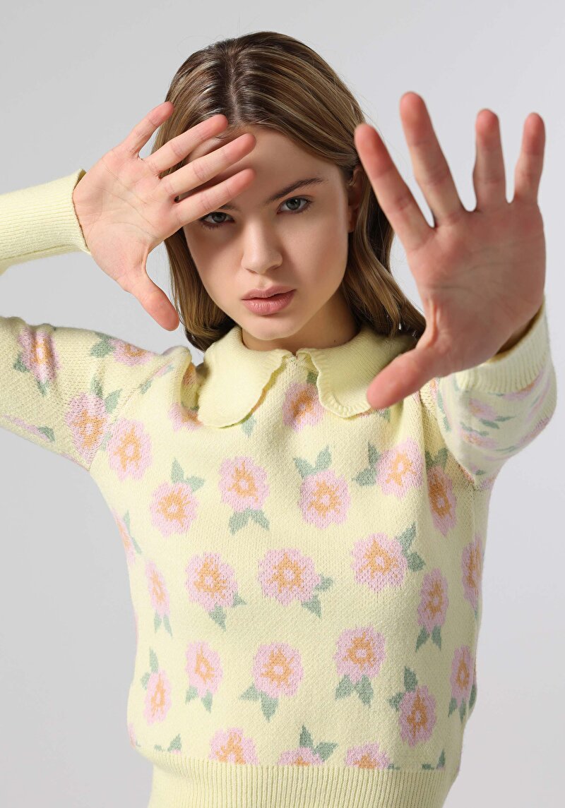 Показать информацию о Женский свитер