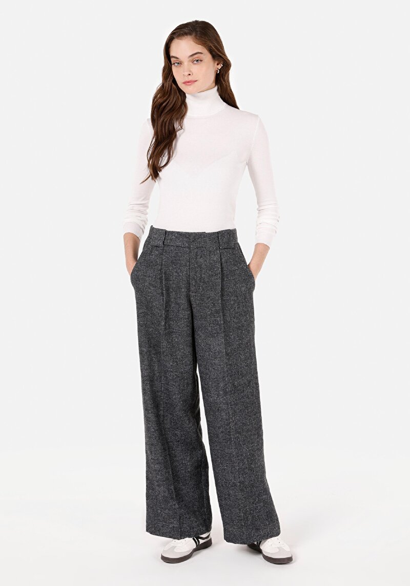Изображение Женские серые брюки стандартного кроя, с завышенной талией с широкими штанинами