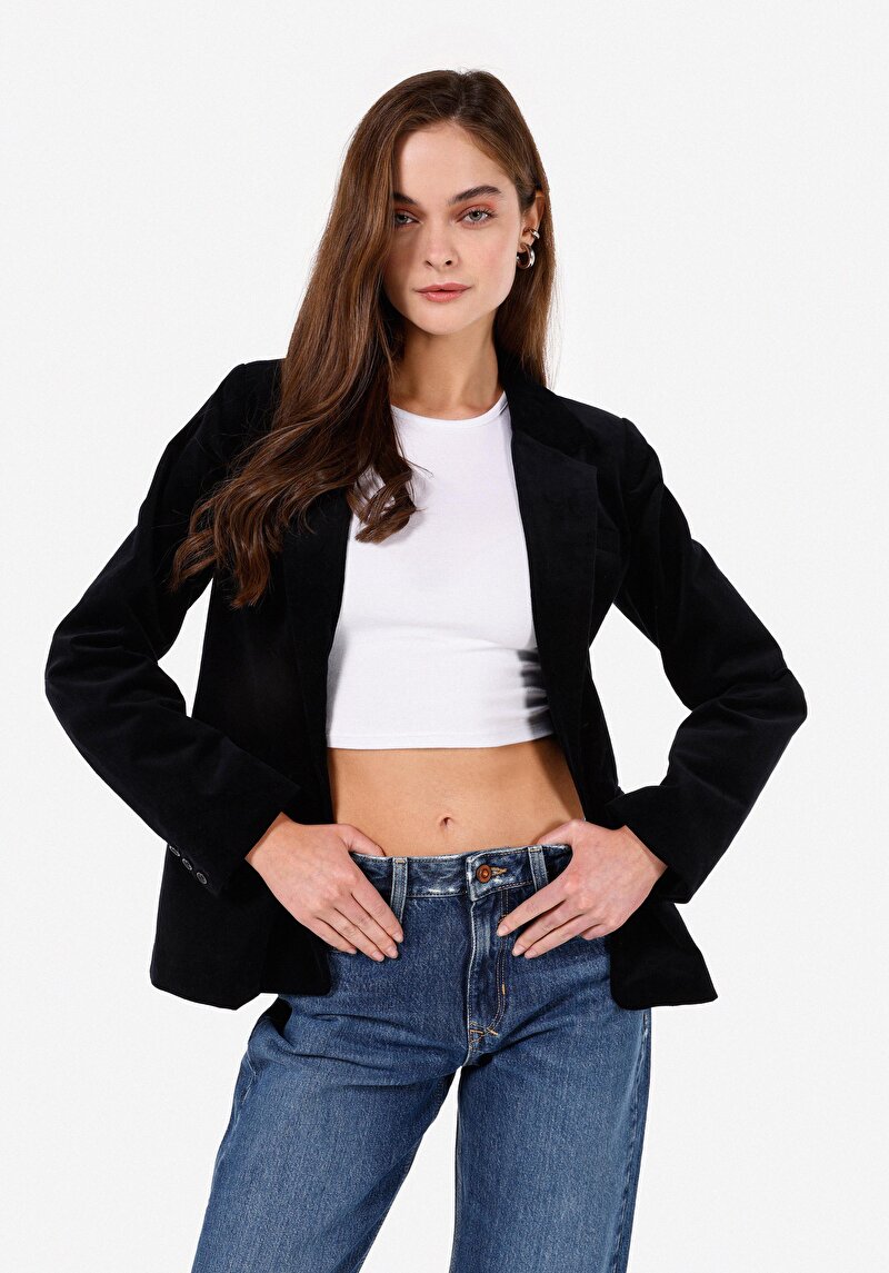 Изображение Женский тёмно-синий пиджак обычного кроя