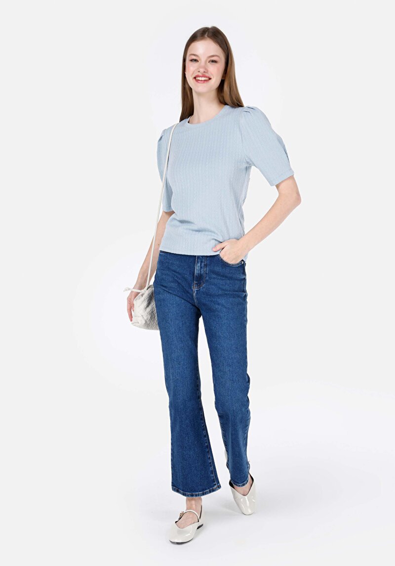 Изображение Женские джинсы цвета индиго стандартного кроя