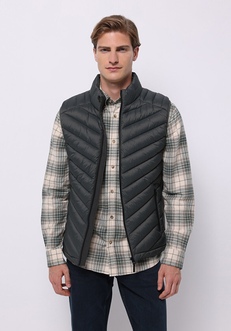 Изображение Мужская Жилеты