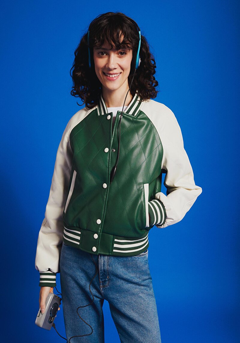 Изображение Женские джинсы из денима mom fit