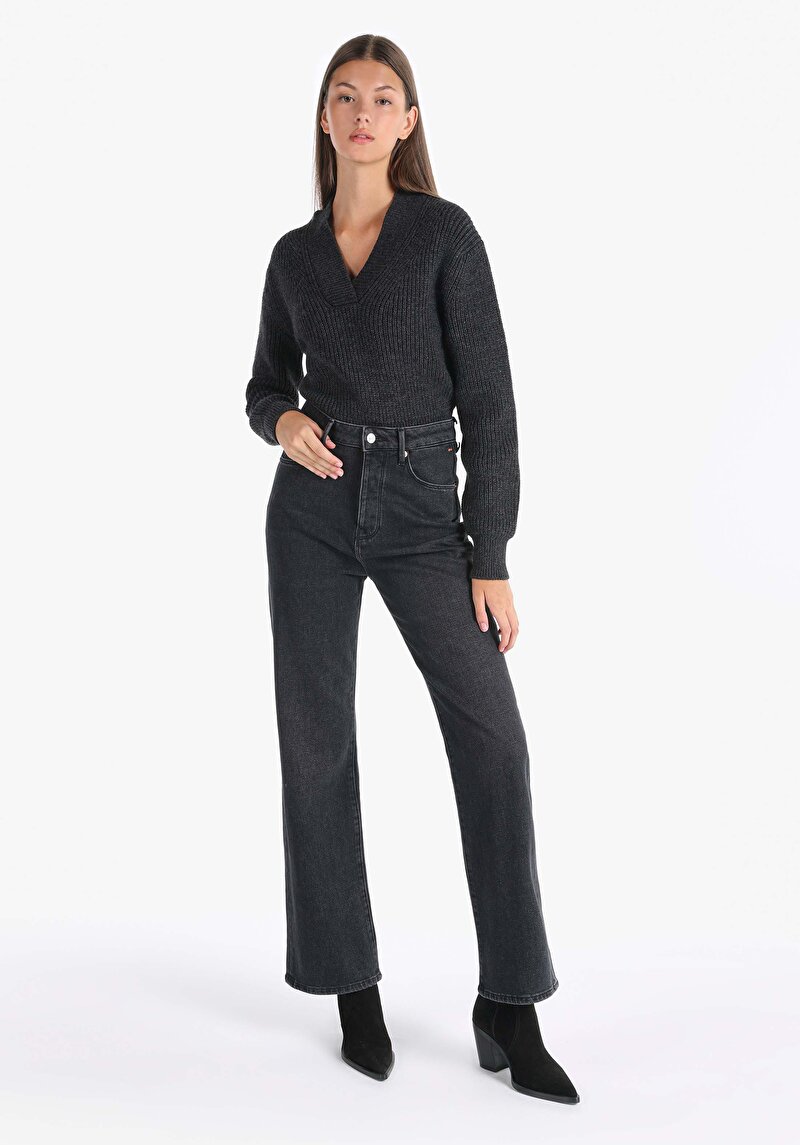 Изображение Женские чёрные джинсы с завышенной талией