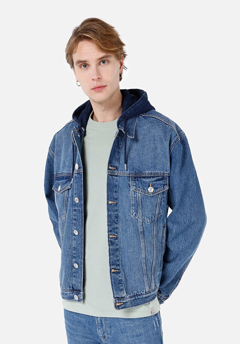 Изображение Мужской синий оверсайз пиджак на пуговицах, с подкладкой