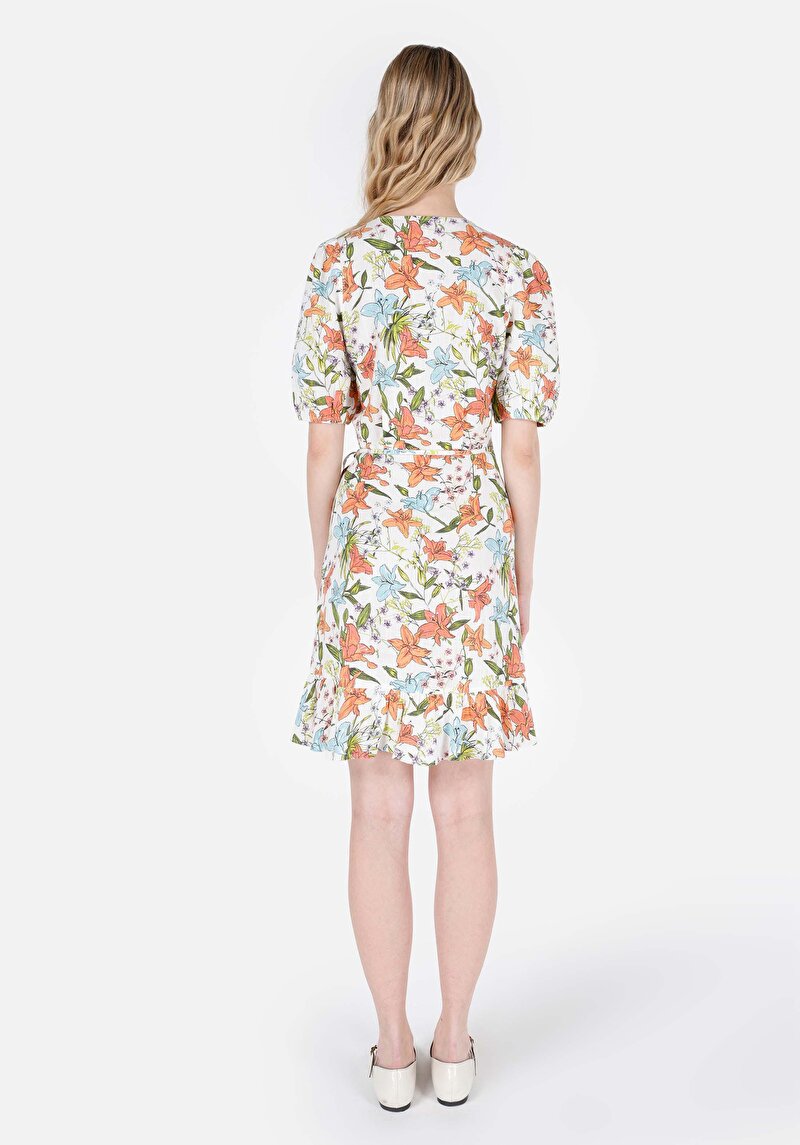 Показать информацию о Женское разноцветное платье стандартного кроя