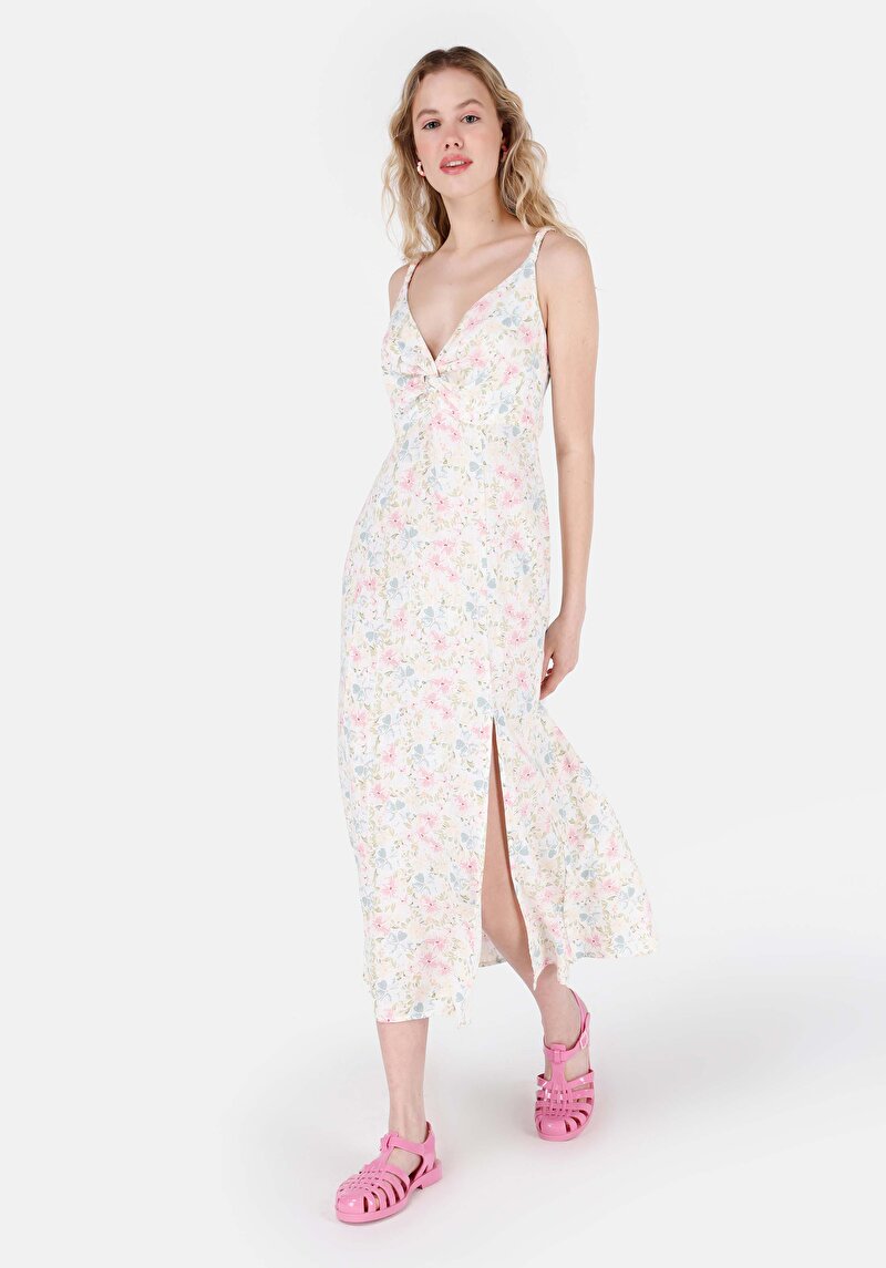 Изображение Женское платье экрю, приталенного кроя