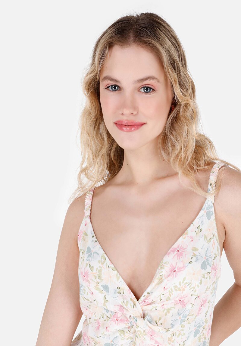 Показать информацию о Женское платье экрю, приталенного кроя