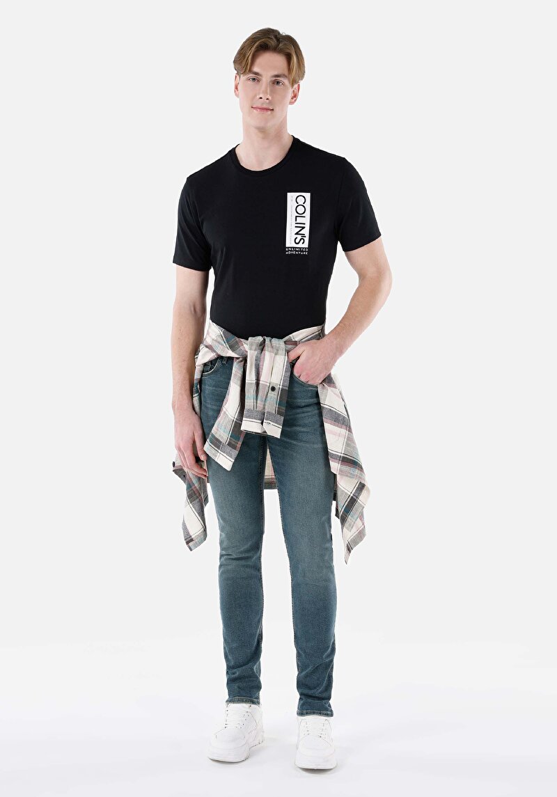 Изображение Мужские чёрные джинсы прямого кроя