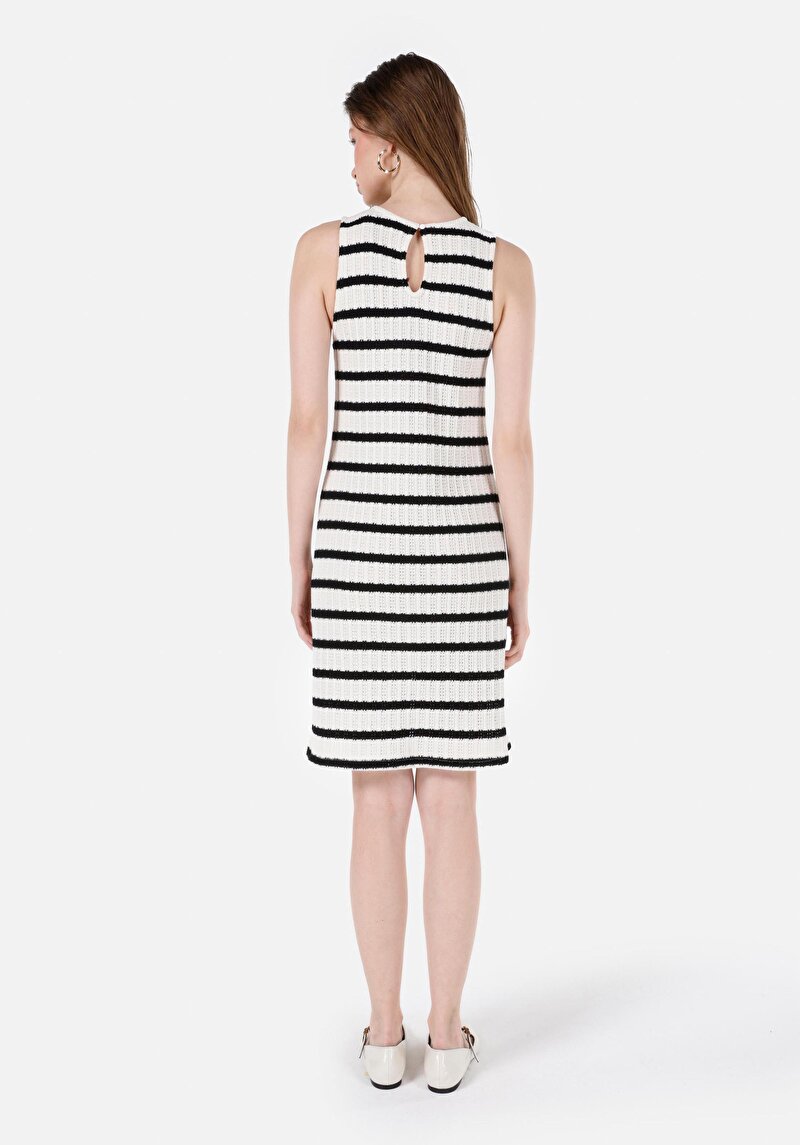 Показать информацию о Женское платье