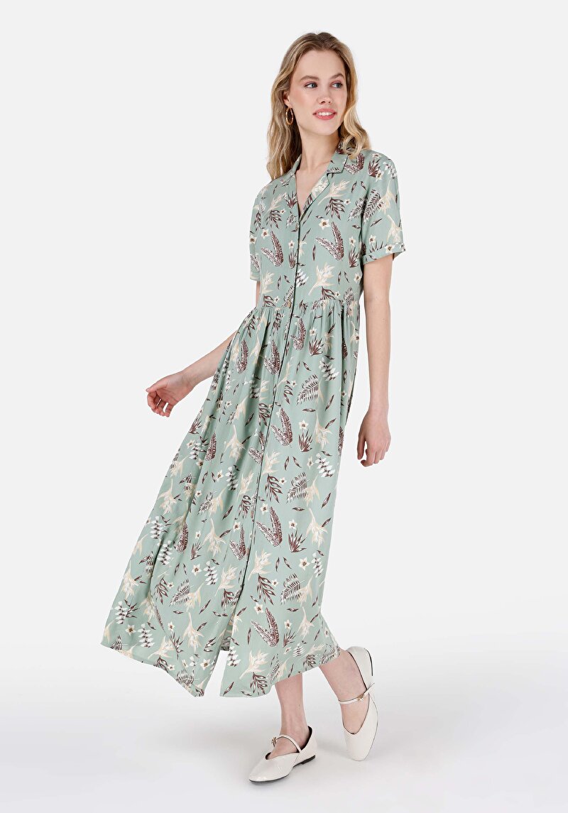 Изображение Женское платье стандартного кроя