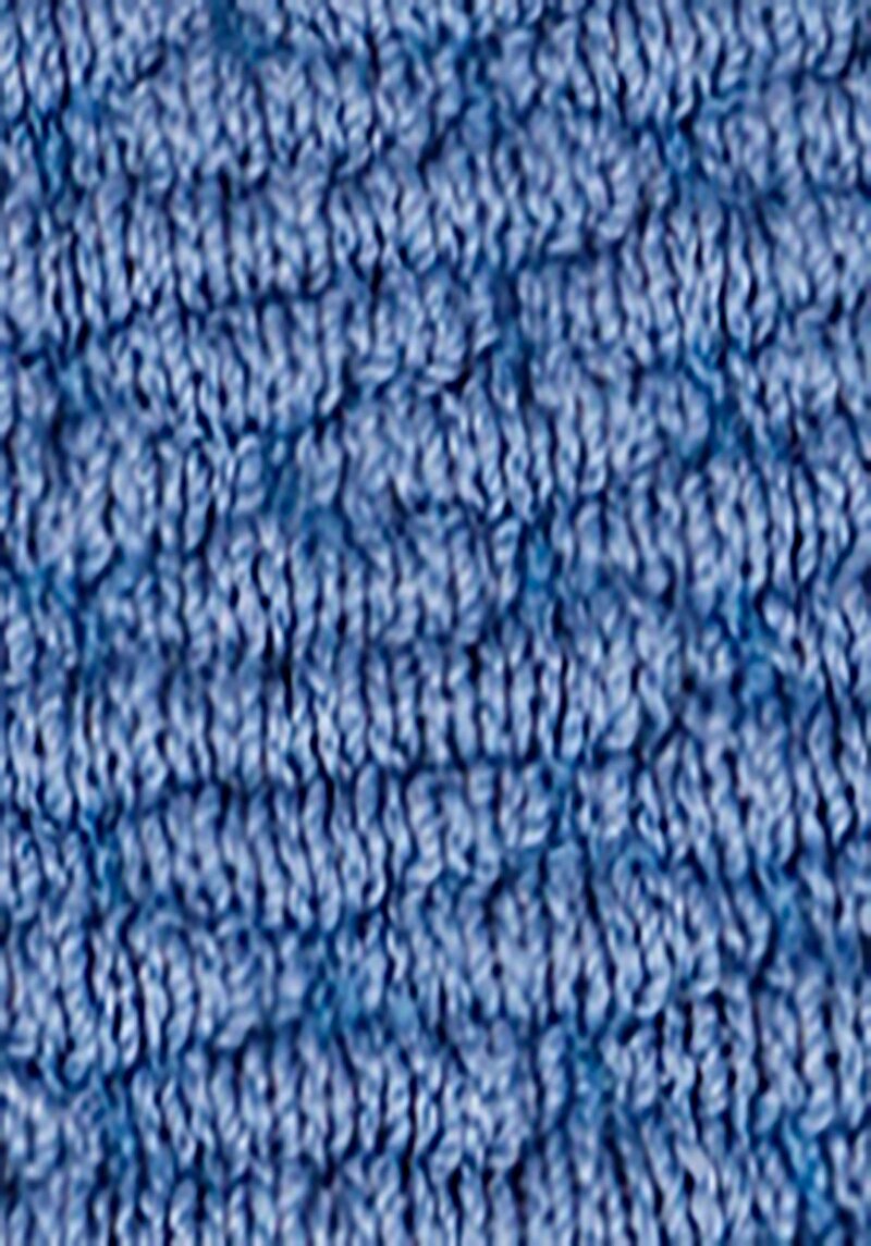 Показать информацию о Женский синий свитер приталенного кроя