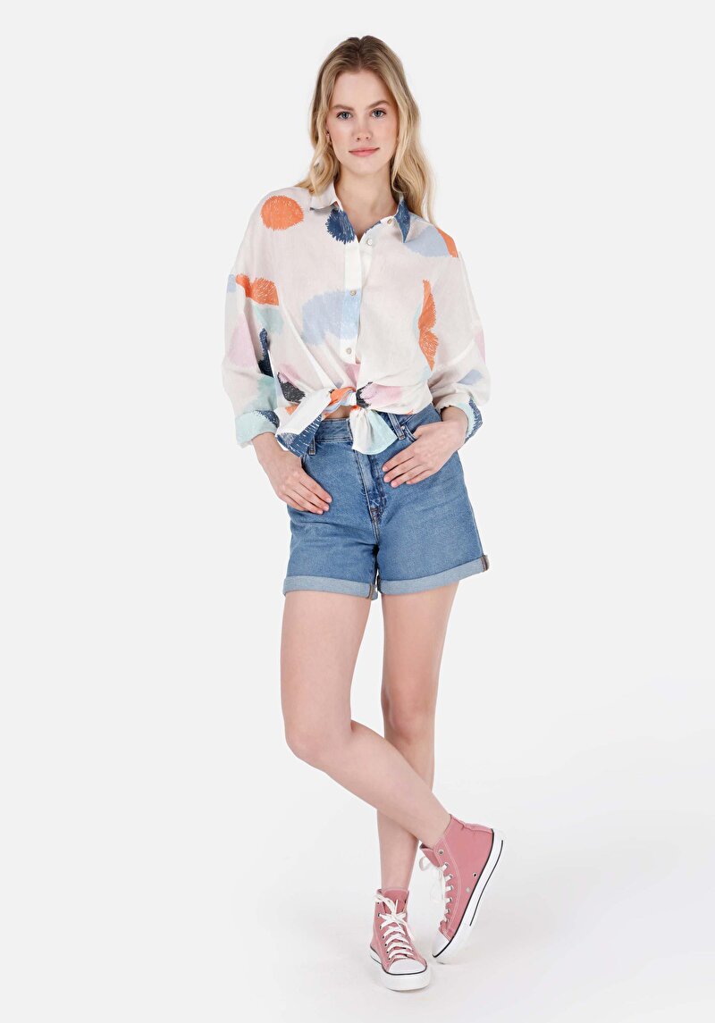 Изображение Женские джинсовые шорты цвета индиго с высокой посадкой mom fit