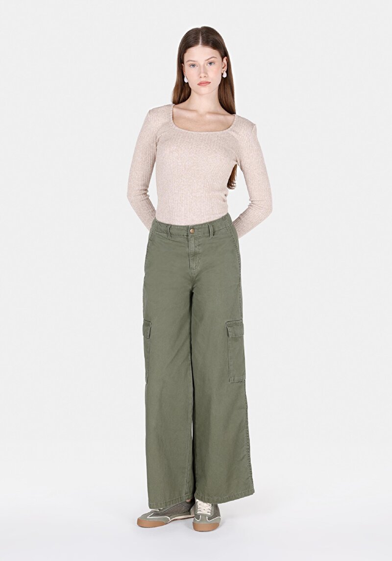 Показать информацию о Женский свитер