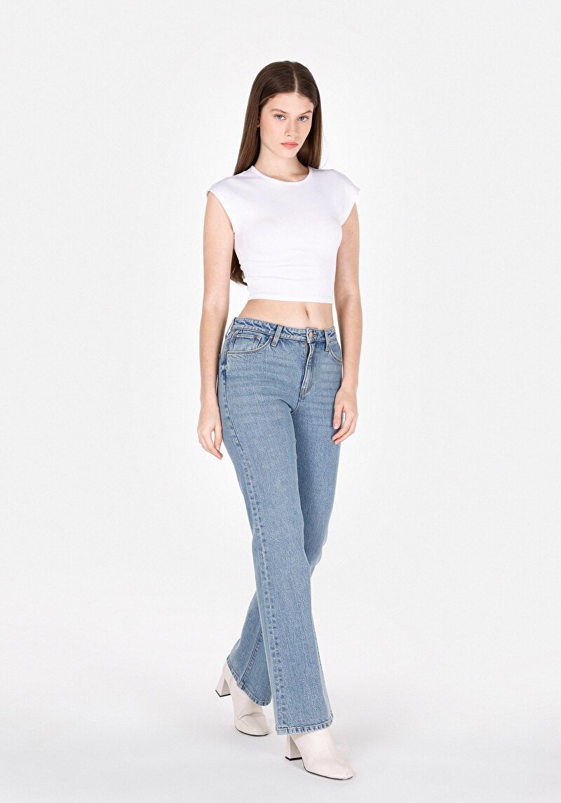 Изображение Женские зеленые джинсы regular fit средняя посадка широкий крой