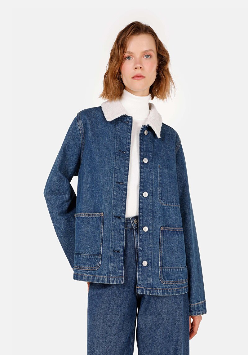 Изображение Женский синий пиджак стандартного кроя