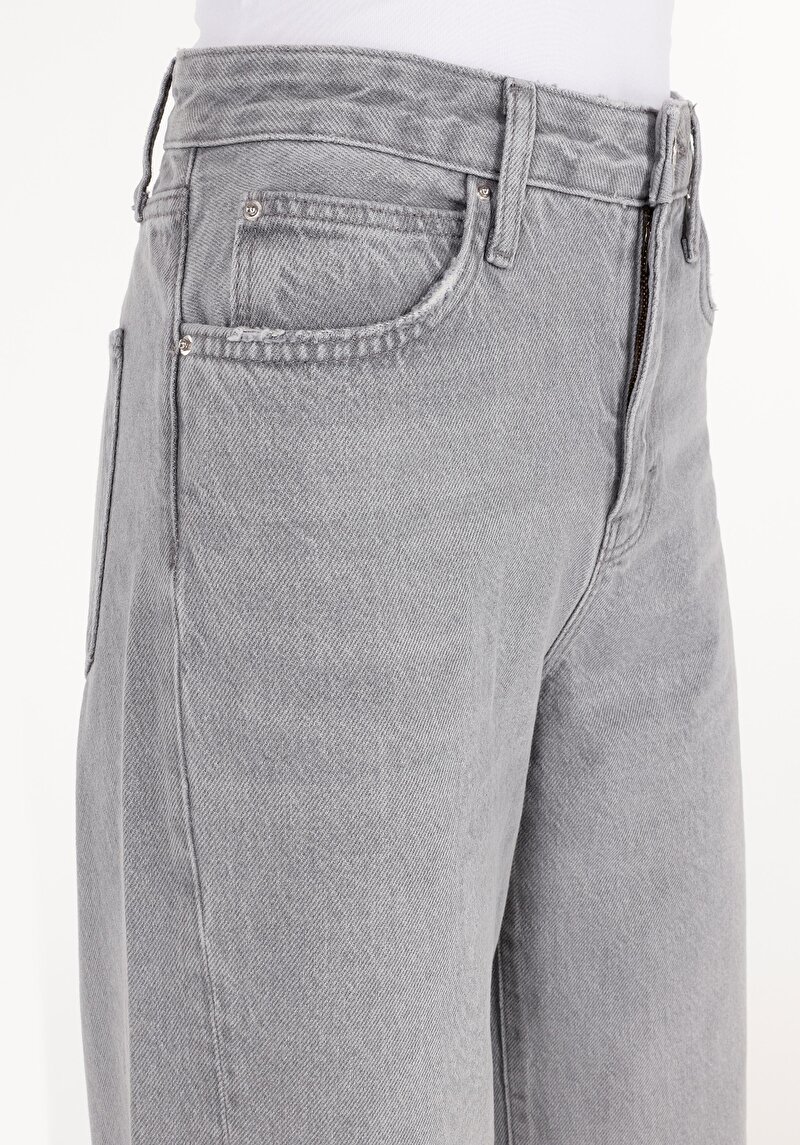 Показать информацию о Женские серые джинсы regular fit