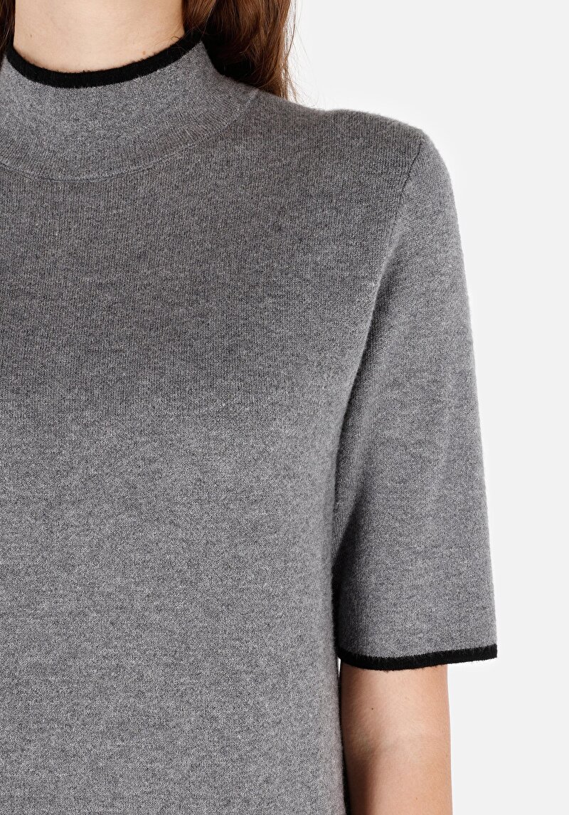 Показать информацию о Женское платье