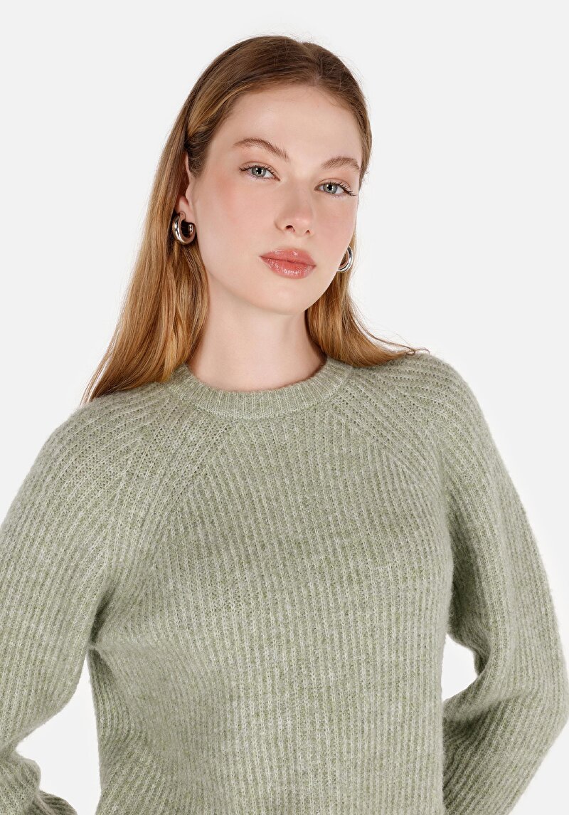 Показать информацию о Жен. Свитеры