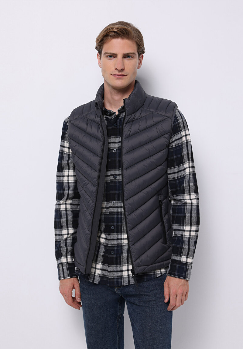 Изображение Мужская Жилеты