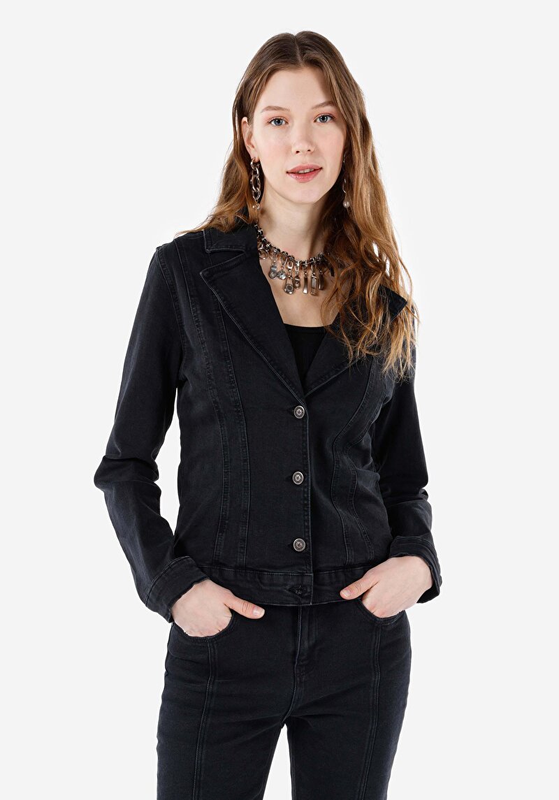 Изображение Женский синий пиджак на пуговицах без подкладки