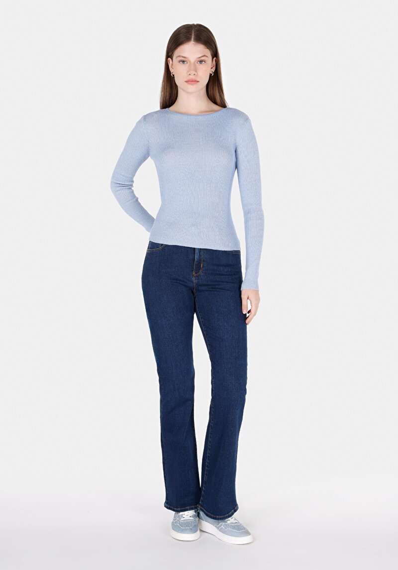 Показать информацию о Женский свитер