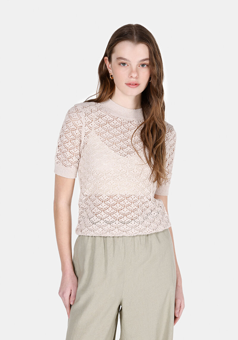 Изображение Женский свитер с коротким рукавом