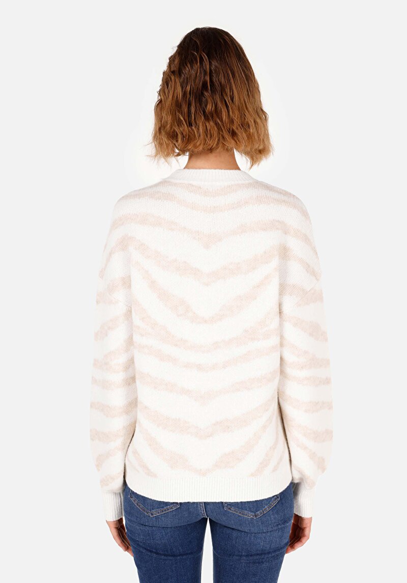 Показать информацию о Женский свитер