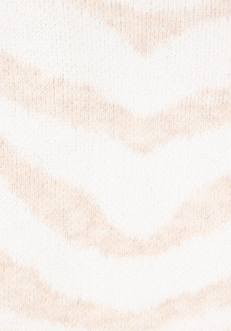 Показать информацию о Женский свитер