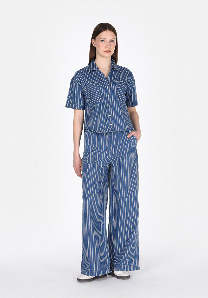 Изображение Женские индиго джинсы loose fit средняя посадка прямой крой