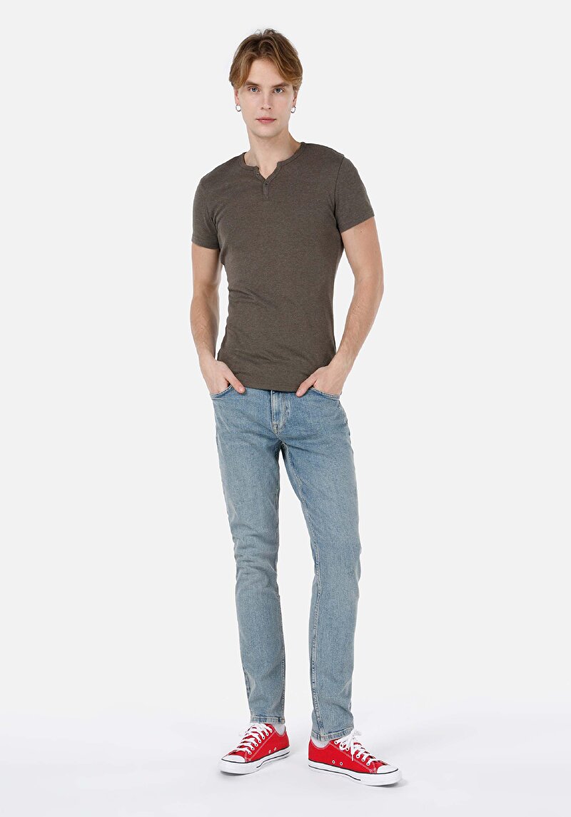 Изображение Мужские джинсы цвета индиго прямого кроя с заниженной посадкой