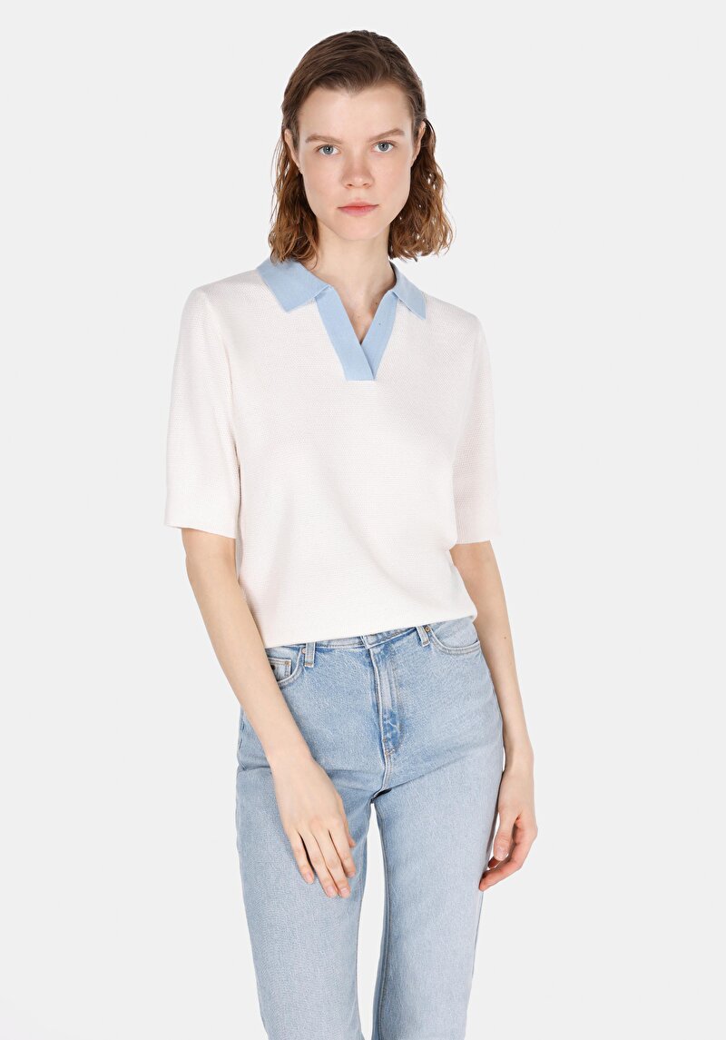 Изображение Женский свитер с коротким рукавом