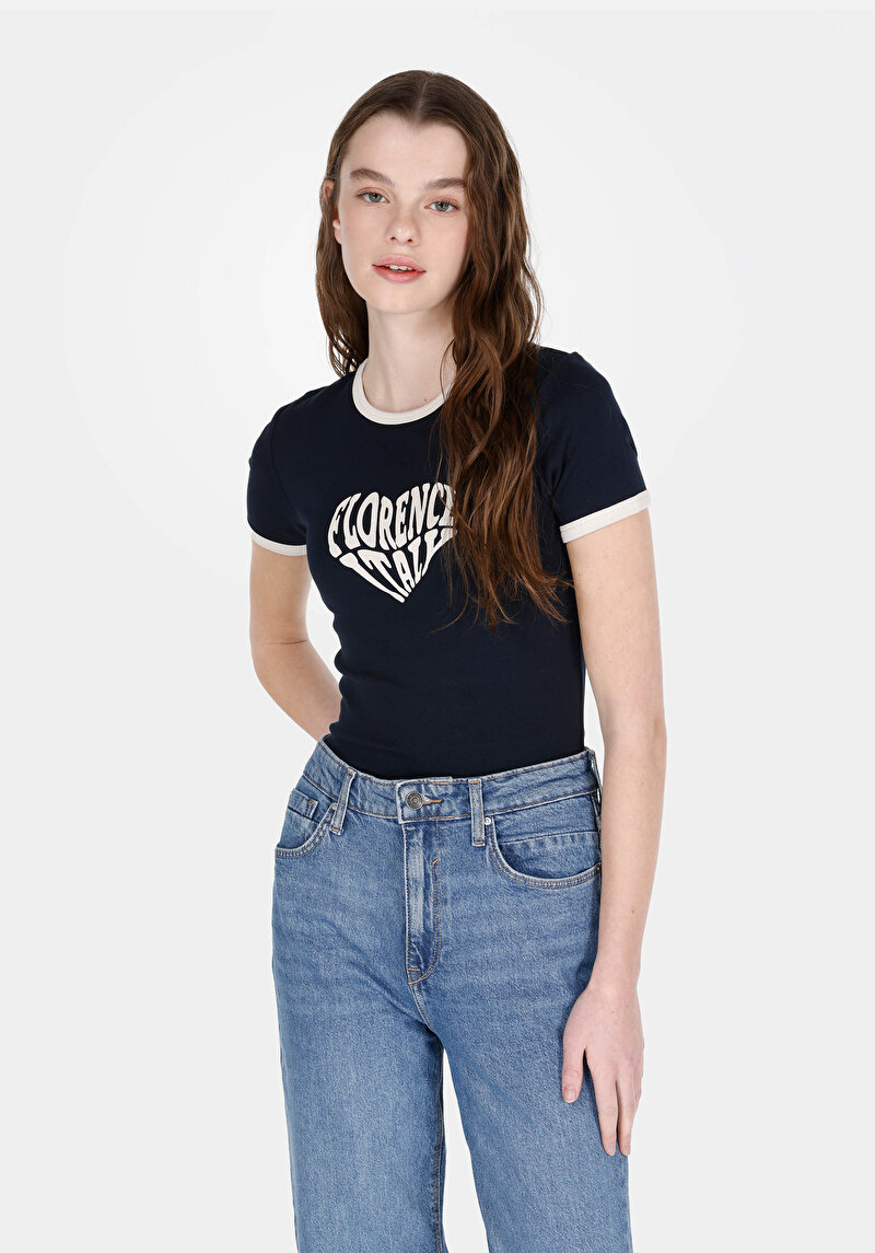 Изображение Женская футболка короткий рукав