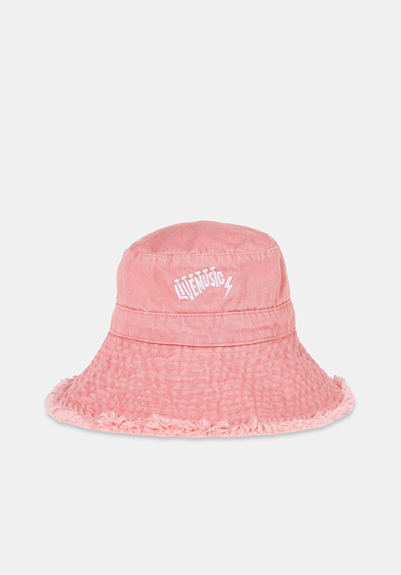 Изображение Женская кепка