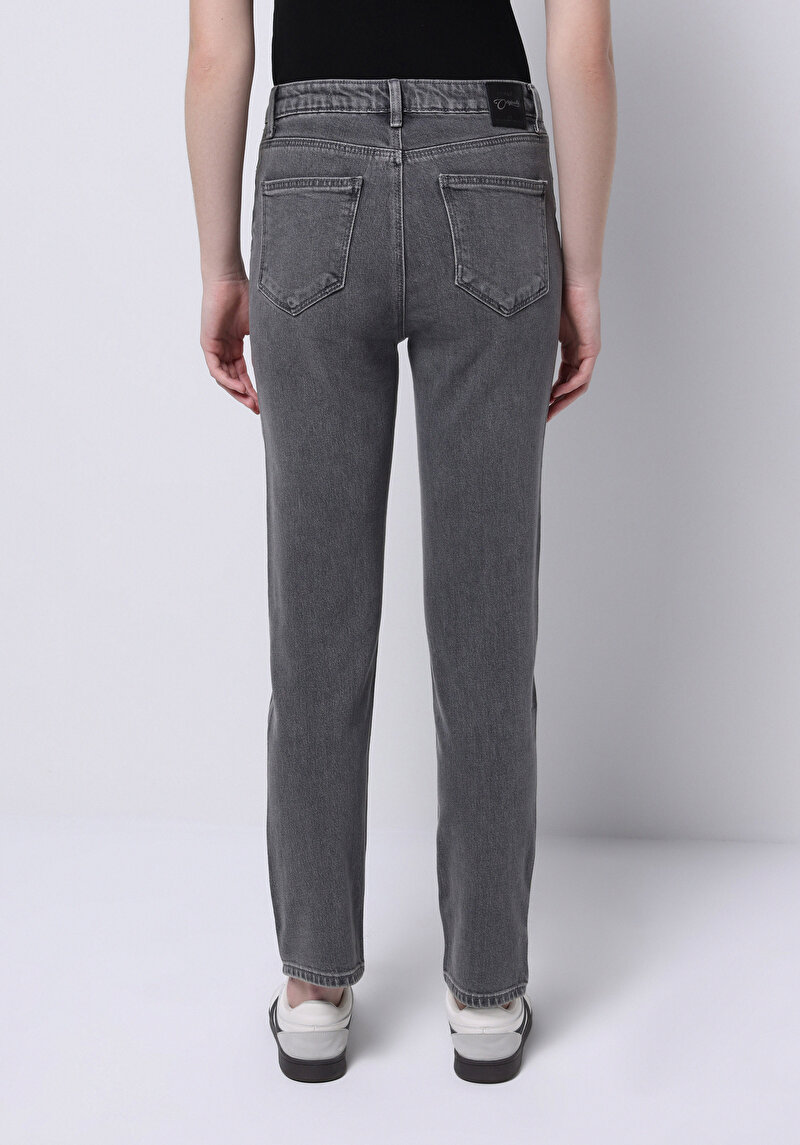 Изображение Женские черные джинсы slim fit