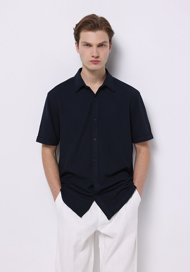 Изображение Мужская рубашка короткий рукав