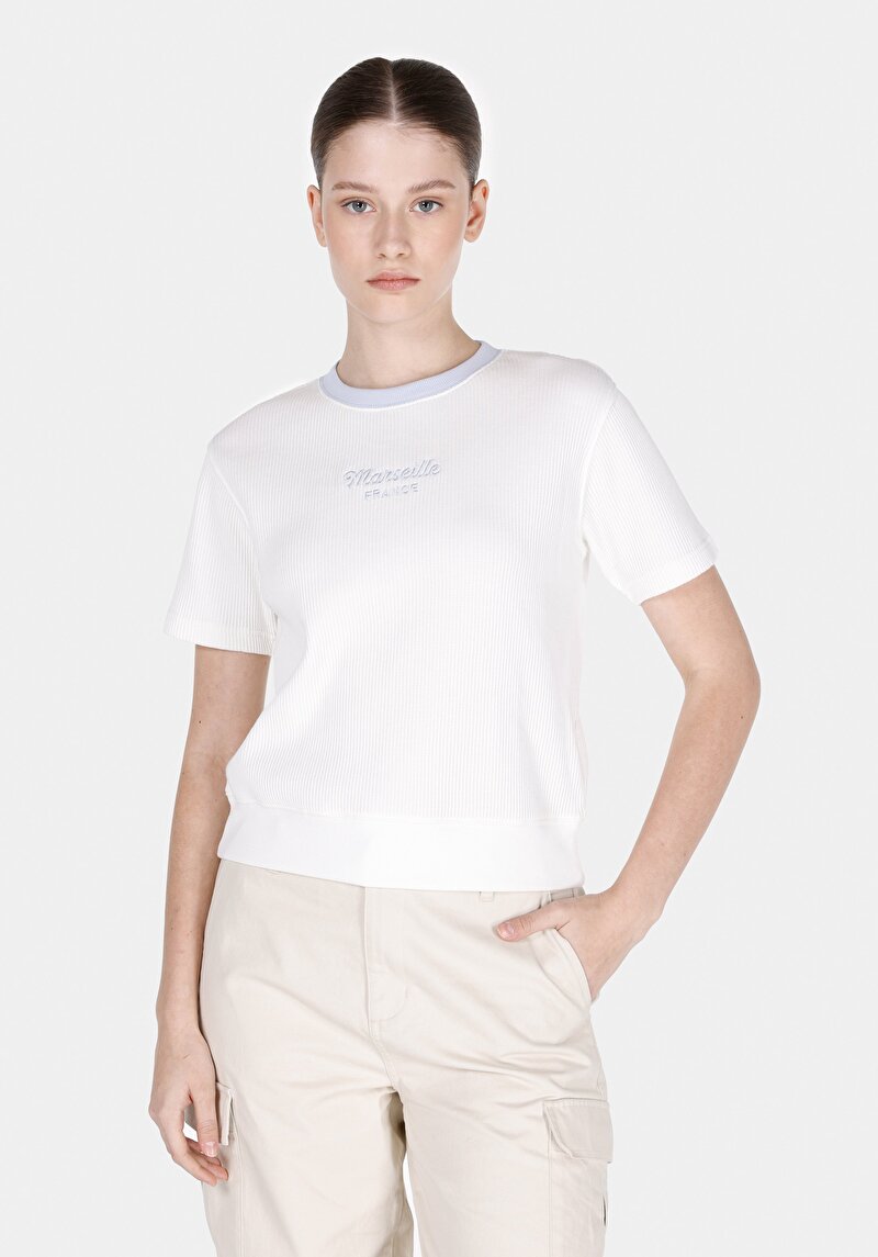 Изображение Женский свитер с коротким рукавом