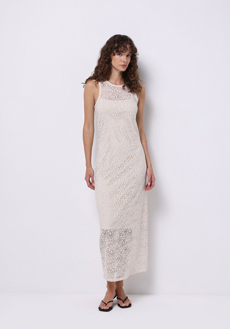 Изображение Женское жаккардовое платье без рукавов, приталенного кроя